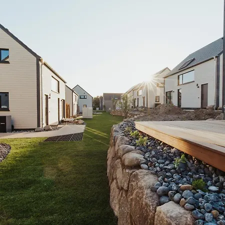 Сasa de vacaciones Neu Rügen Resørt Großzügige, Gemütliche Doppelhaushälfte Piet Mit Terrasse Sagard